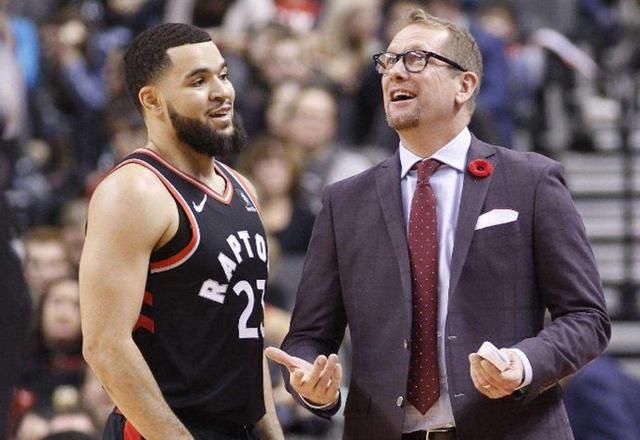 活与公众形 活与公众形